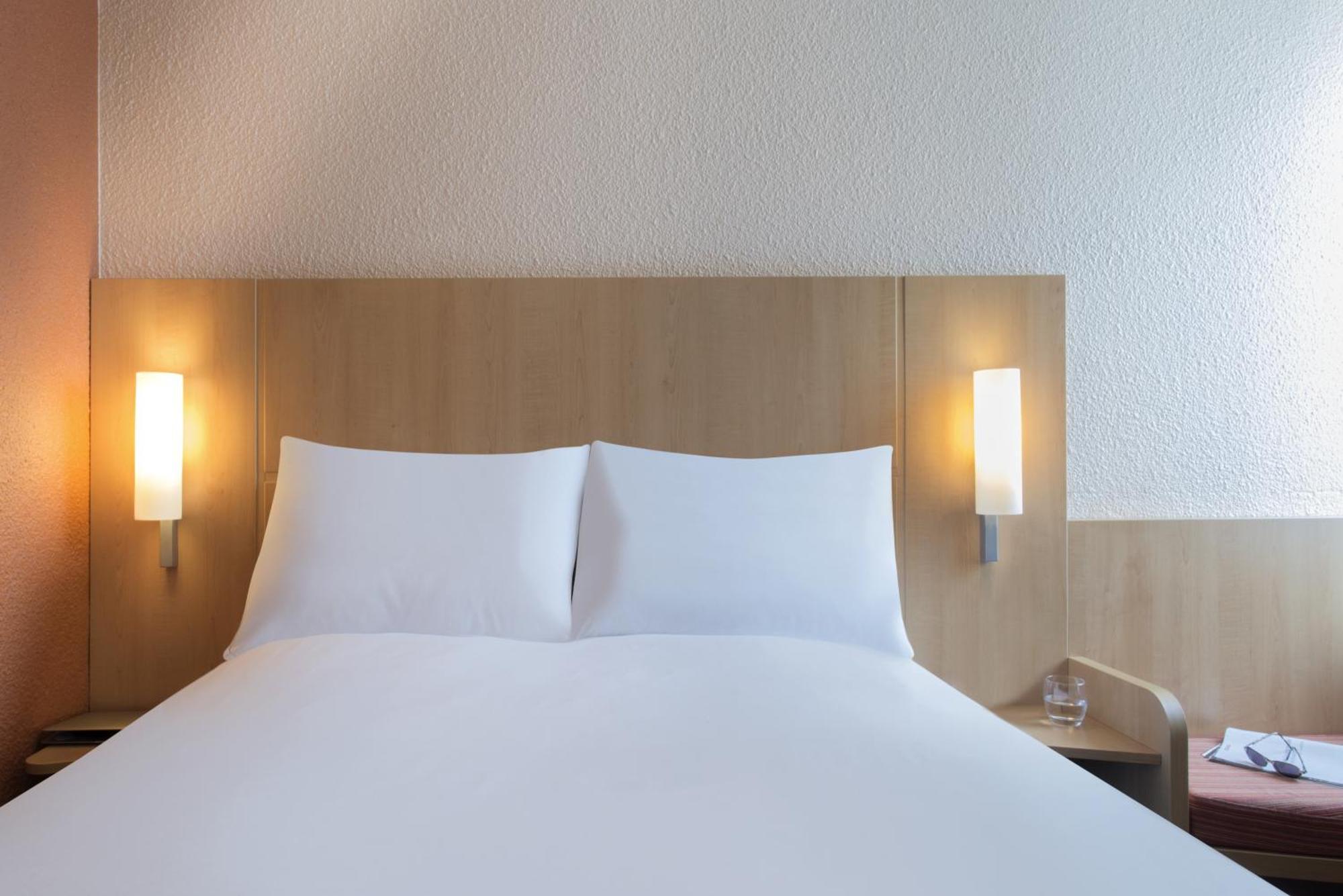 Готель Ibis Nantes Centre Gare Sud Номер фото