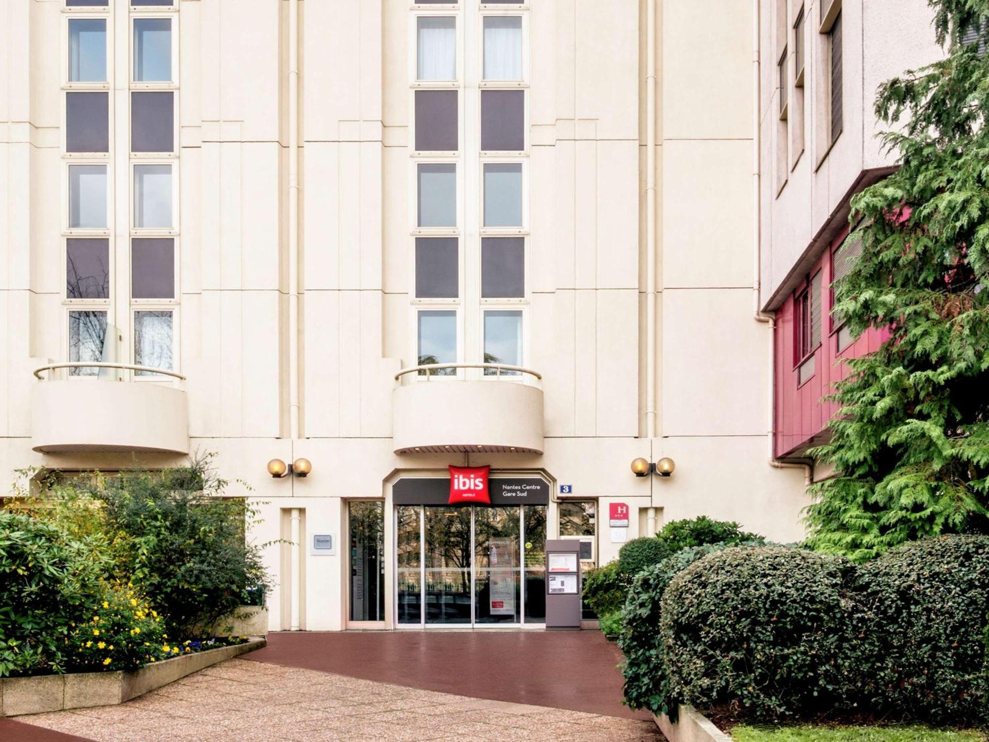 Готель Ibis Nantes Centre Gare Sud Екстер'єр фото
