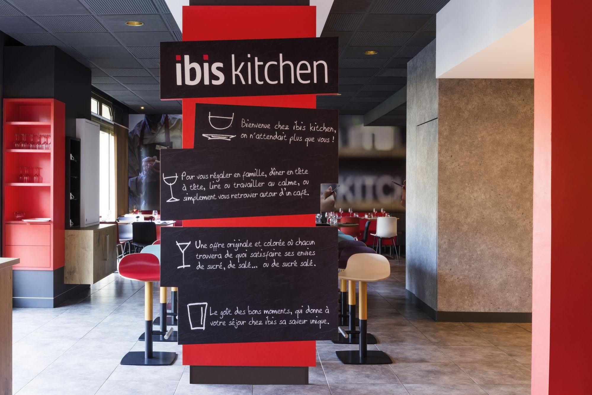 Готель Ibis Nantes Centre Gare Sud Екстер'єр фото