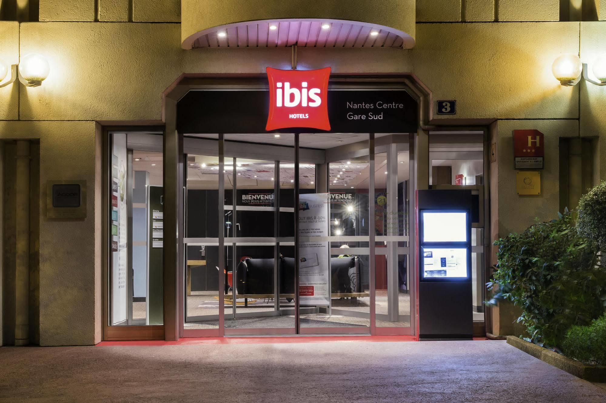 Готель Ibis Nantes Centre Gare Sud Екстер'єр фото